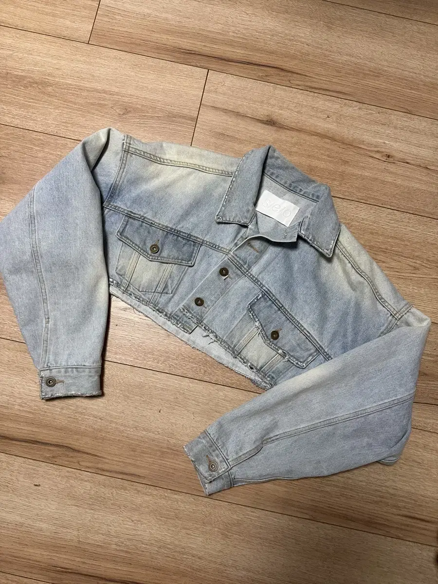 에스이오 VINTAGE CROPPED DENIM JACKET