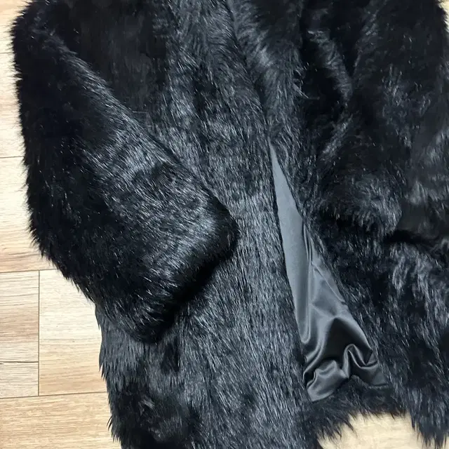 에스이오 FRENCH FAUX FUR COAT 1