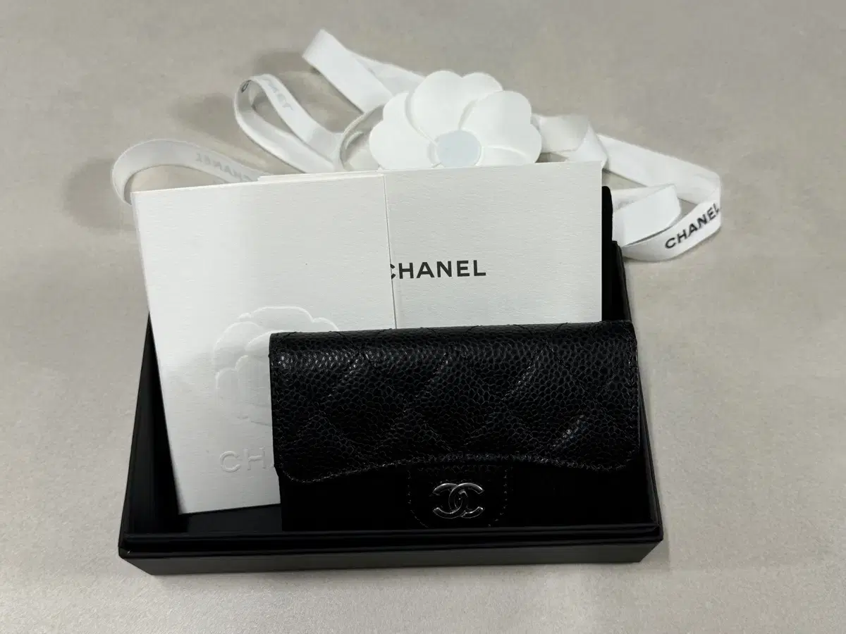 샤넬 은장 플랩 똑딱이 made in france