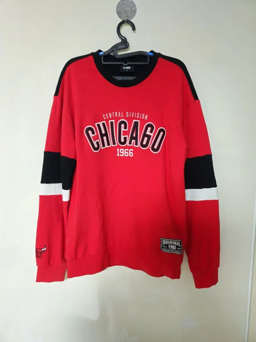 NBA Chicago Bulls Long Sleeve M