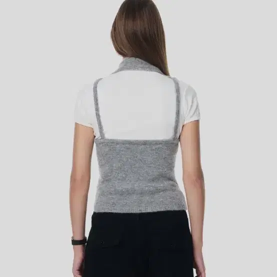 Grove 그로브 bon turtle neck sleeveless