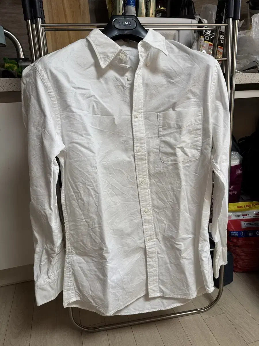 I sell men's shirts! (size 105, Uniqlo, etc.)