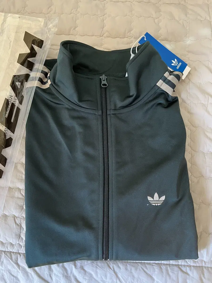 adidas Beckenbauer Tracktop Shadow Green M