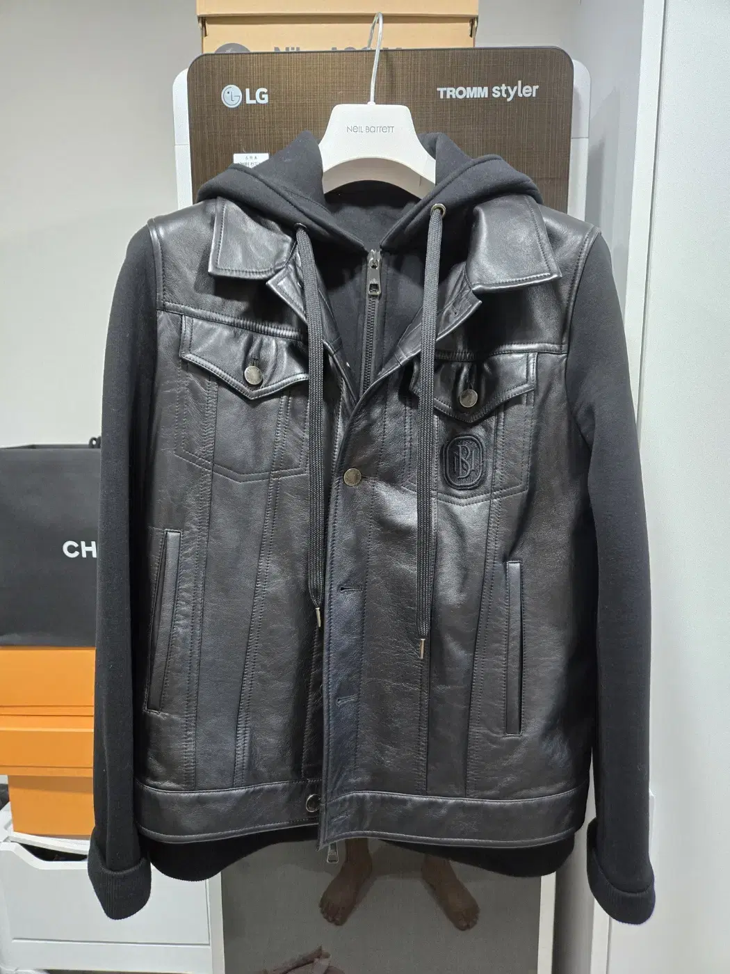 Nilvarette leather jacket size L