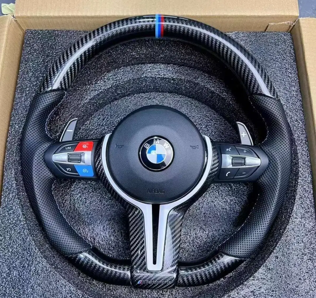 BMW E/F바디용 카본 스티치 핸들