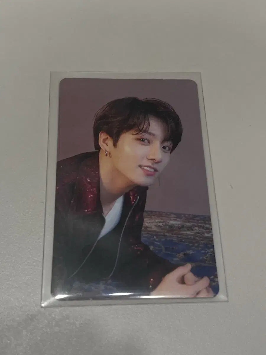 Jungkook photocard shipping included