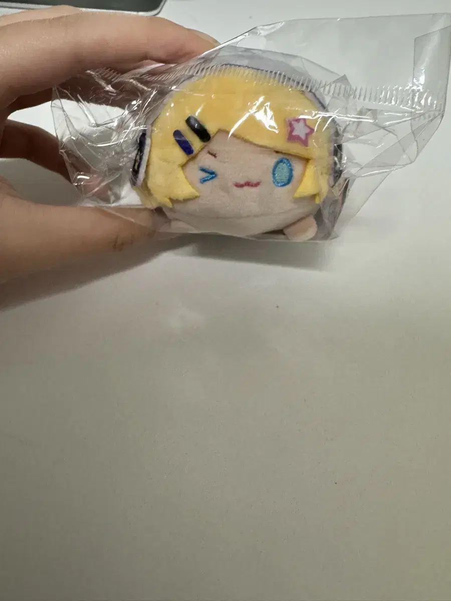 Feeding Kagamine Rin Muse Dash Doll