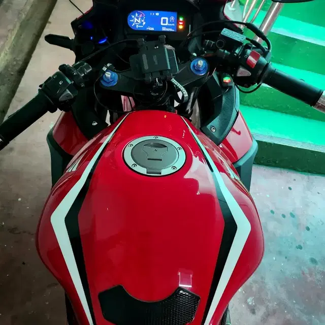 혼자 cbr500r 2021년씩