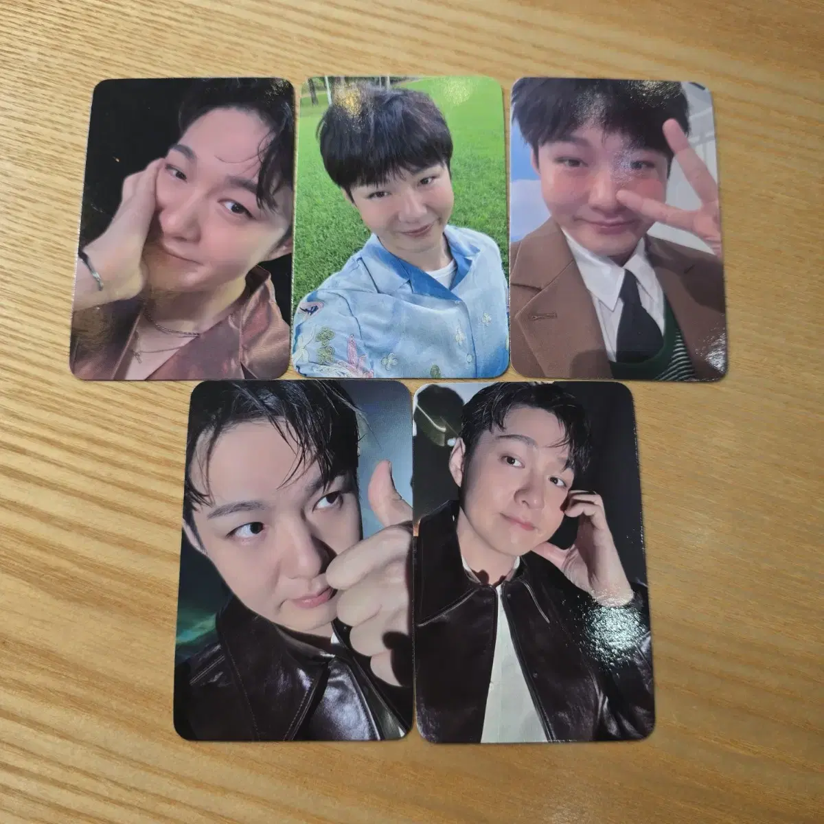 Lee Changsub Week 1 broadcast photocard full set WTS