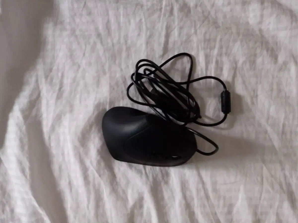 Cozy Vertical e.ji Mouse (Wired)