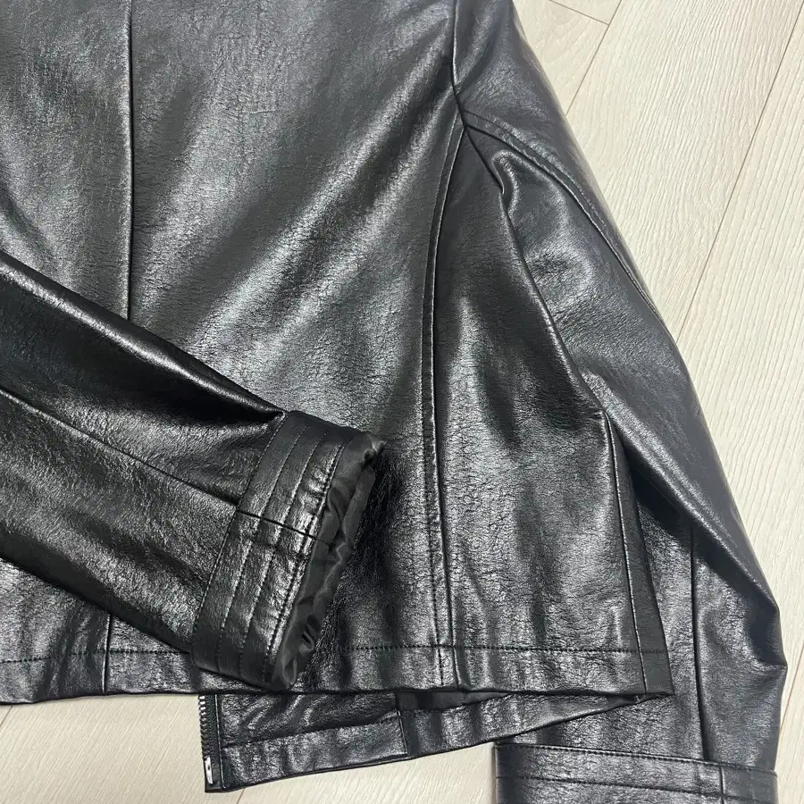 시야쥬 siyazu Fake Leather 레더자켓 4023 (S)