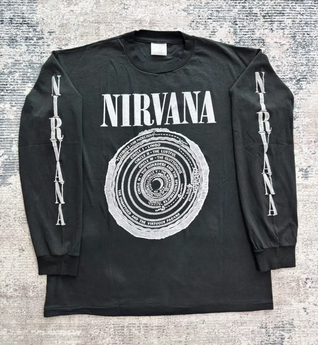 Nirvana VintageBand Tee (XLsize)St. Michael's Capital Palace Bead Beam Deus