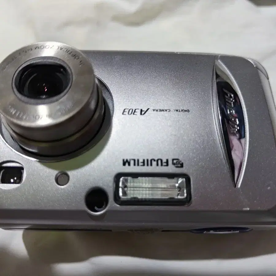 후지(fujifilm) finepix a303