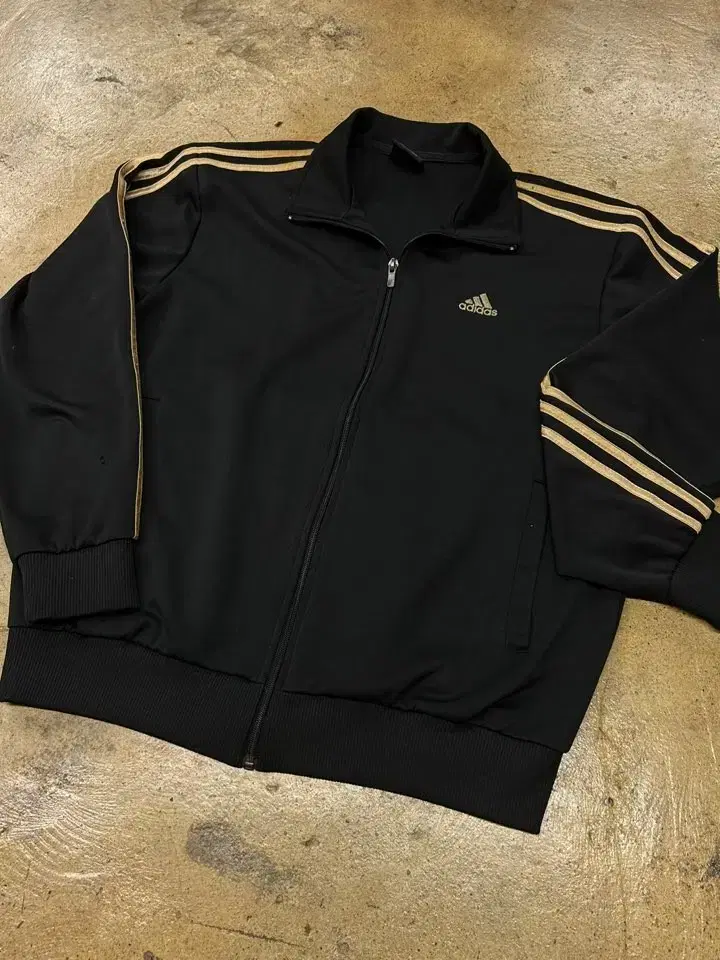 [Authentic/100] Adidas Track Top Jersey Black Keum