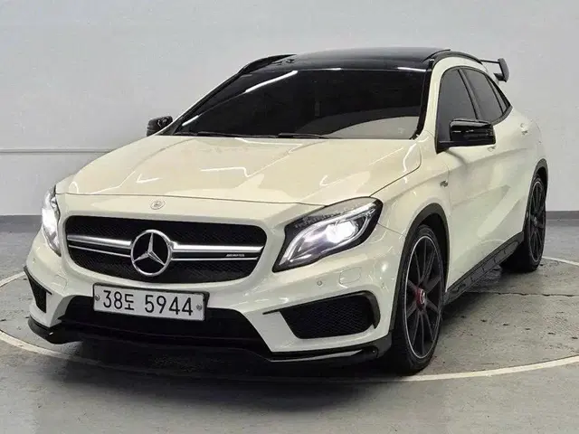 [벤츠]GLA클래스 X156 GLA45 AMG 4MATIC _15년13만