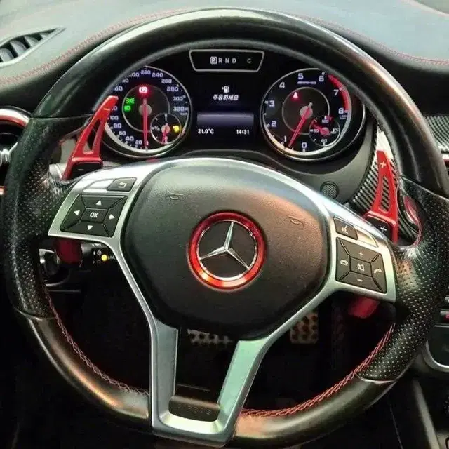 [벤츠]GLA클래스 X156 GLA45 AMG 4MATIC _15년13만