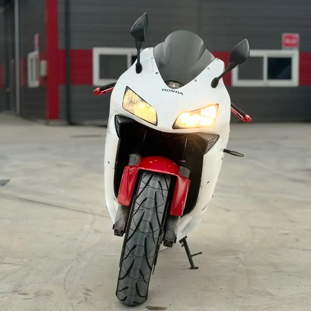 혼다 cbr600rr 2003년 / 아크라포빅 / 구조변경 판매합니다