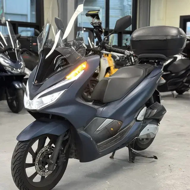 20년식 PCX125 17@@@km 출퇴근 차량 판매합니다.