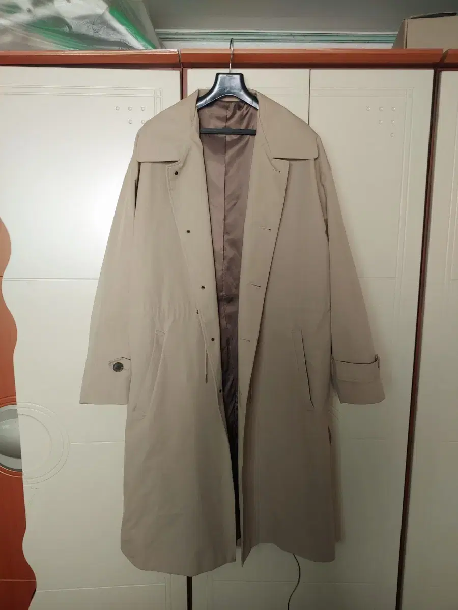 (Nearly New) Gentleman's Modified Trench Coat