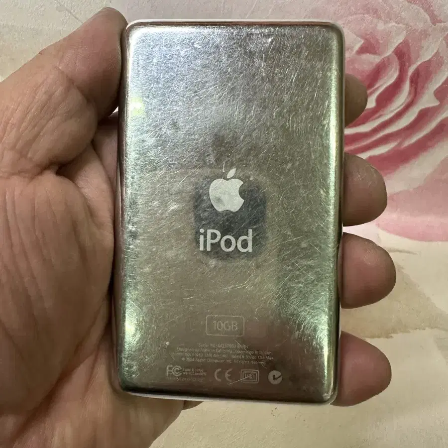 애플 아이팟 3세대 iPod,A1040,10기가.충전해도반응X.