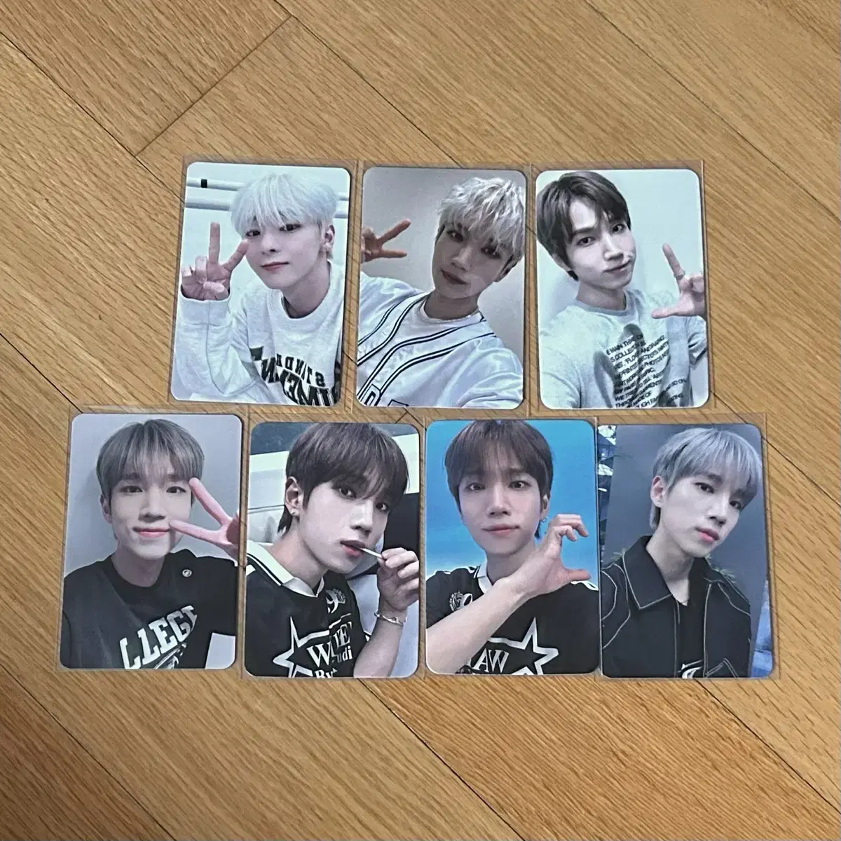 배너 포토카드 포카  양도 VANNER photocard pc