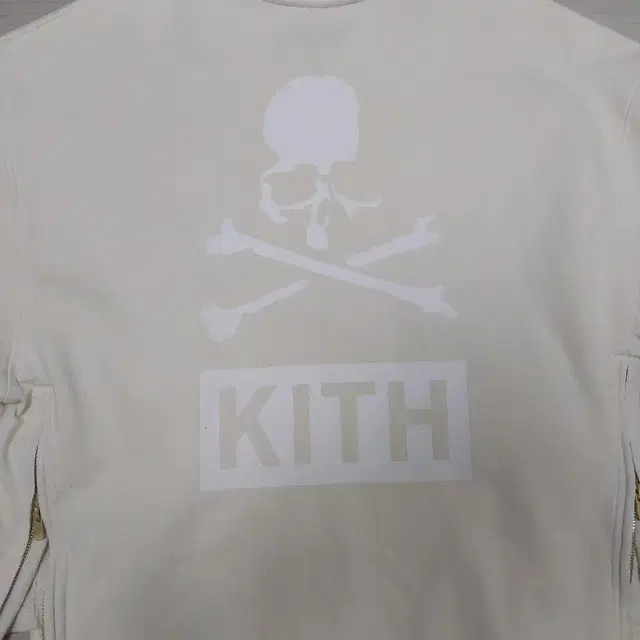 Kith x mastermind word 콜라보 기모 맨투맨 free