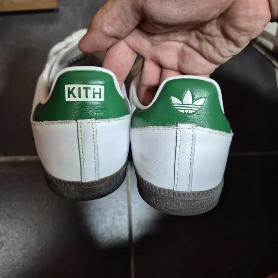 아디다스 kith 삼바 280