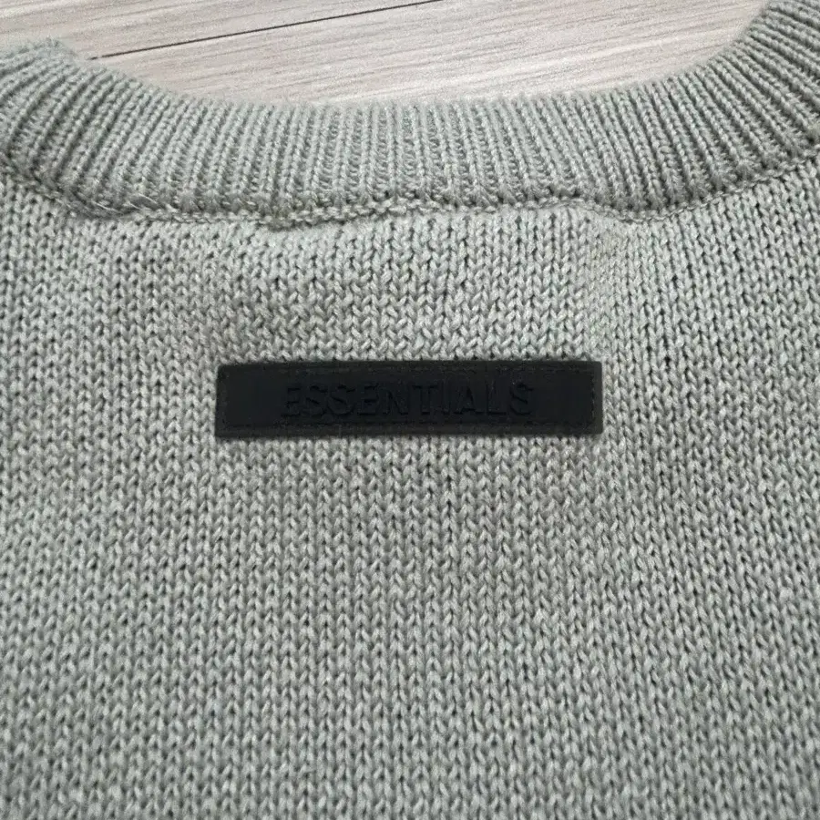 에센셜 니트 풀오버 L사이즈 Essentials Knit Pullover