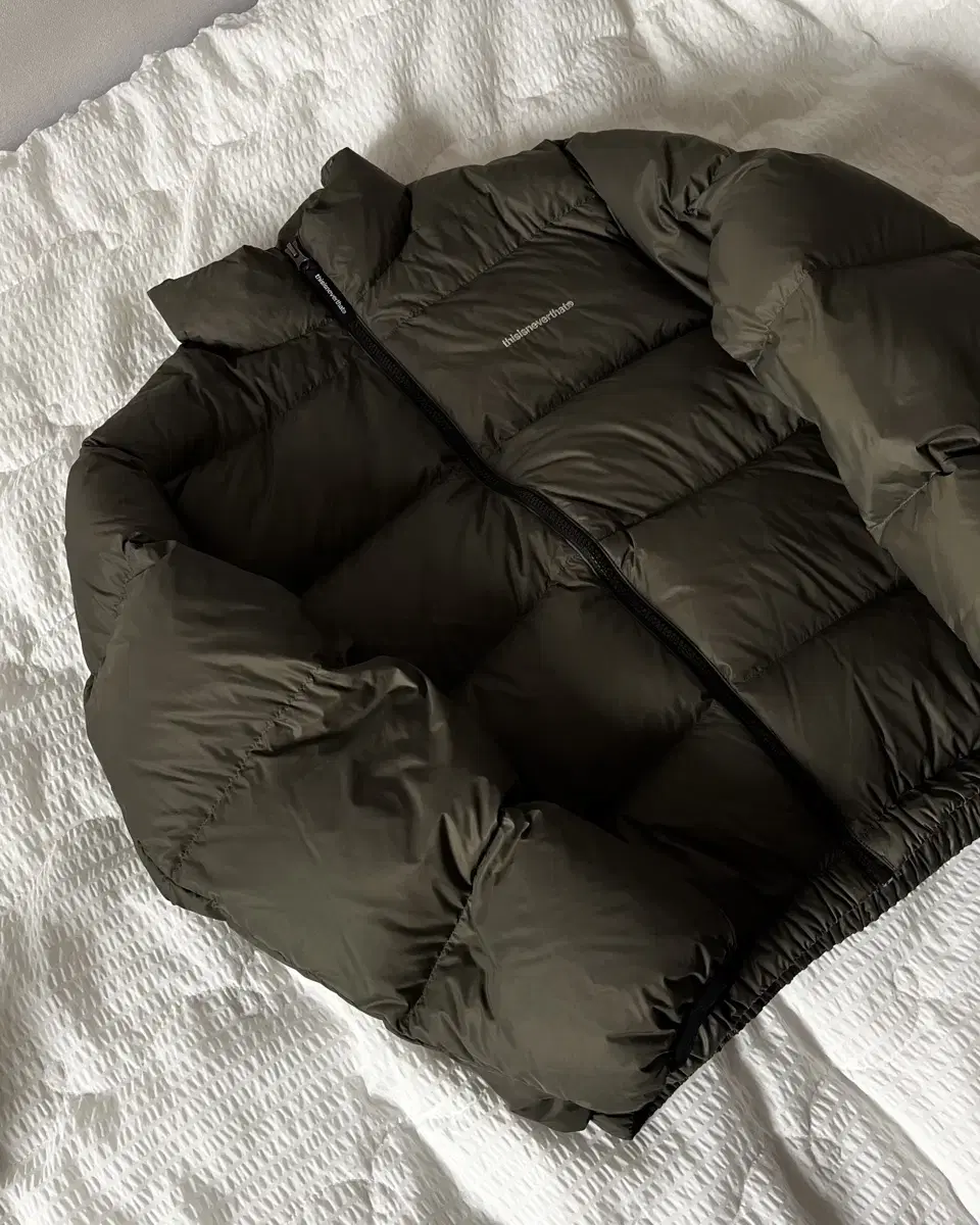 Thisisneverthat PERTEX T Down Jacket Olive Padded sells