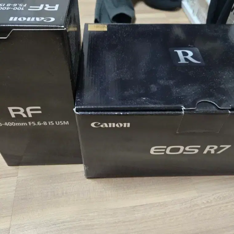 캐논EOS R7/ RF100-400 / RFS15-45   일괄팝니다