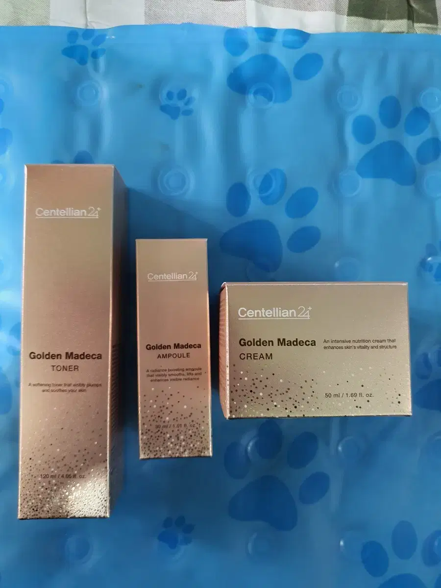 Golden Madeka Foundation Set of 3