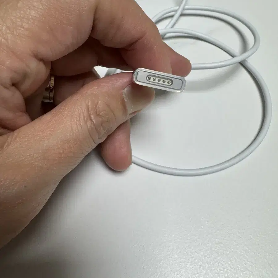 Apple 정품 45W MagSafe 2 파워 어댑터 팔아요