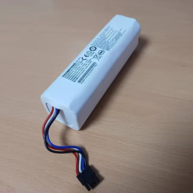 로봇청소기  배터리 5200mAh 새거 (택포)