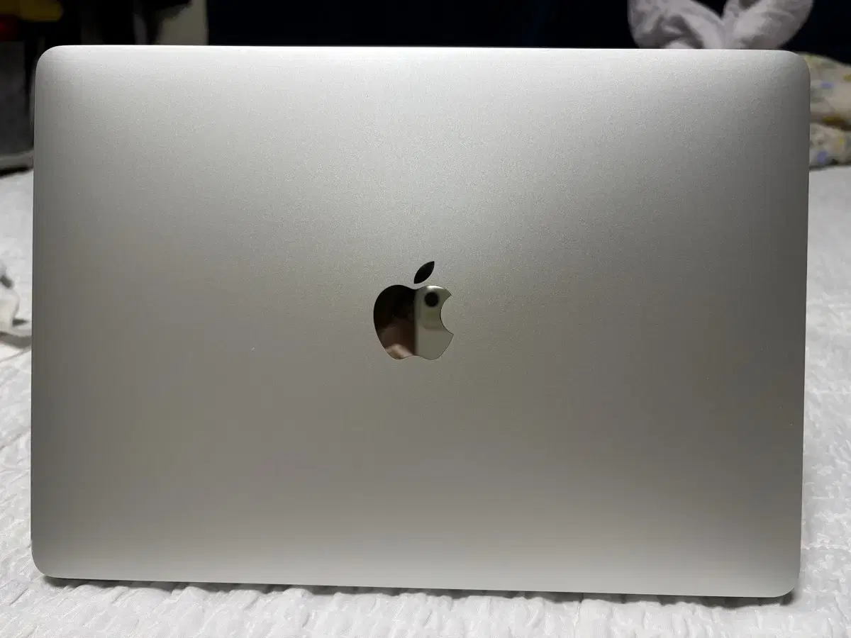 MacBook Air M1 8/512