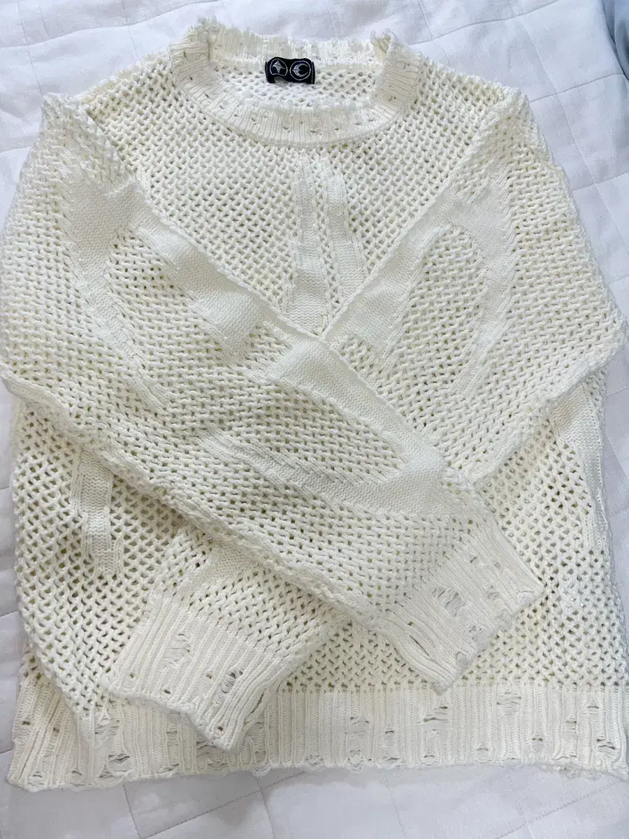 (2) NugClub Tribal Knit White