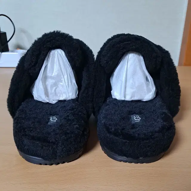 UGG 플러프 잇 남성 어그 슬리퍼 290-300 블랙