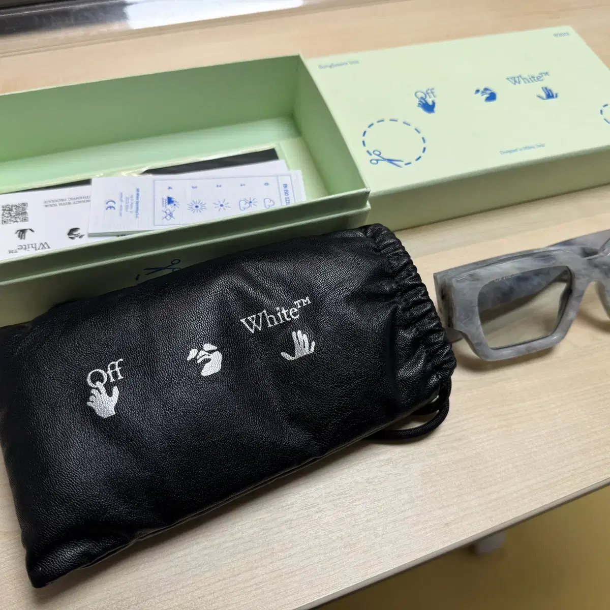 off-white mari sunglass 오프화이트 마리 선글라스