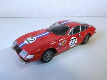 특가 AMR 1/43 페라리 365GTB/4 Competizione