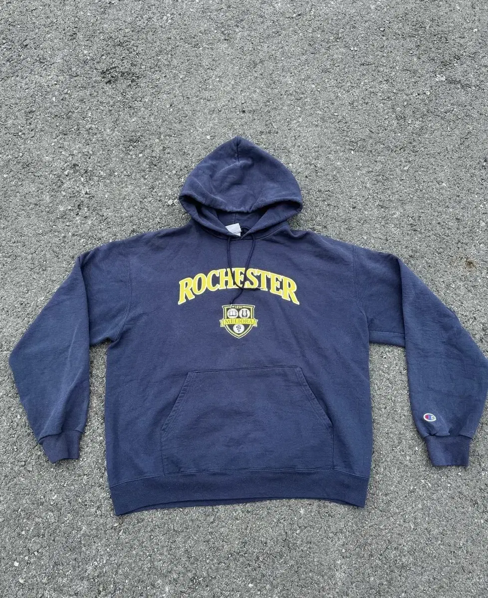 Old Champion rochester hoodie