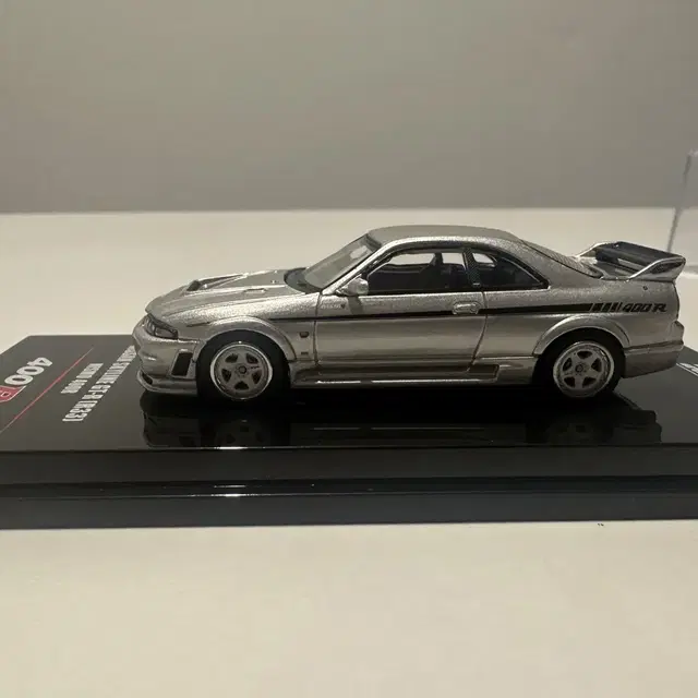 이노64 닛산 스카이라인 GT-R (R33) 니스모 400R 소닉