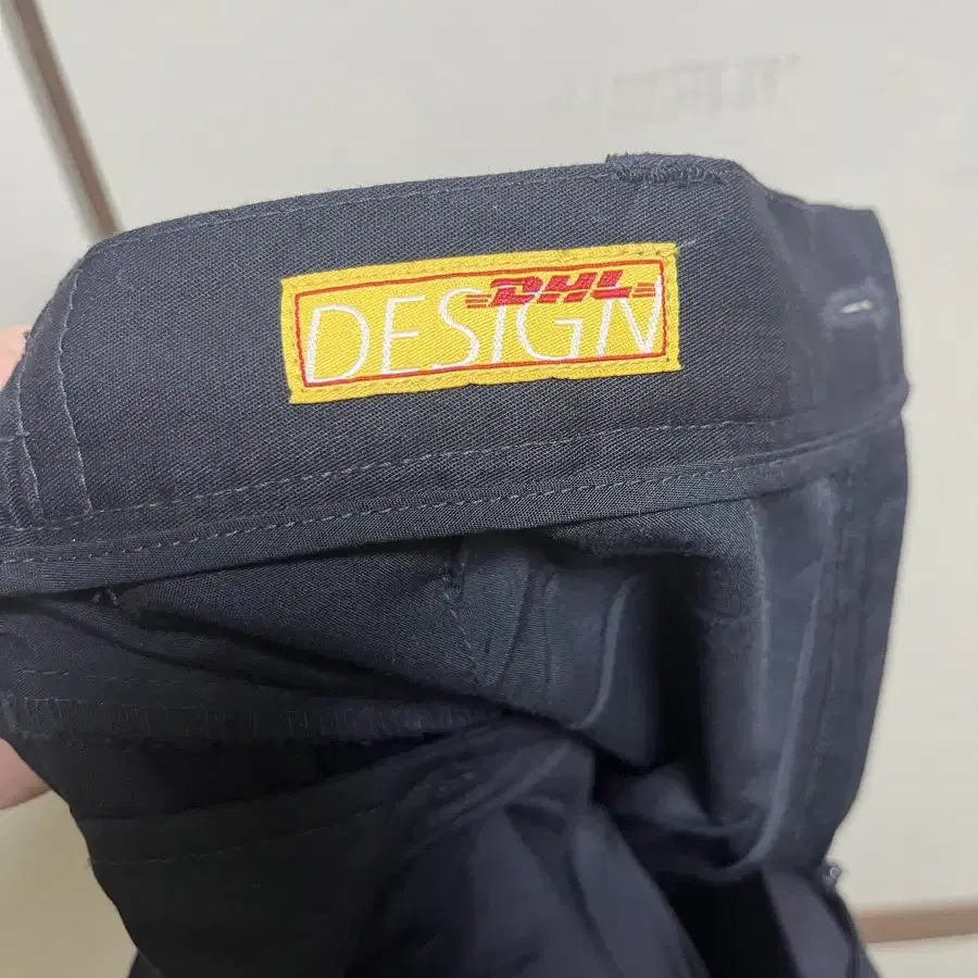 DHL 카고 팬츠