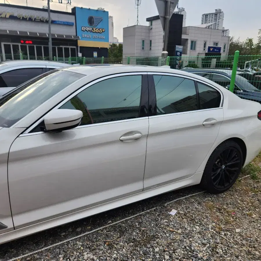 BMW 530e