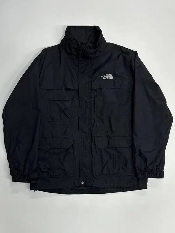 [100]The North Face Safari Pocket Windbreaker