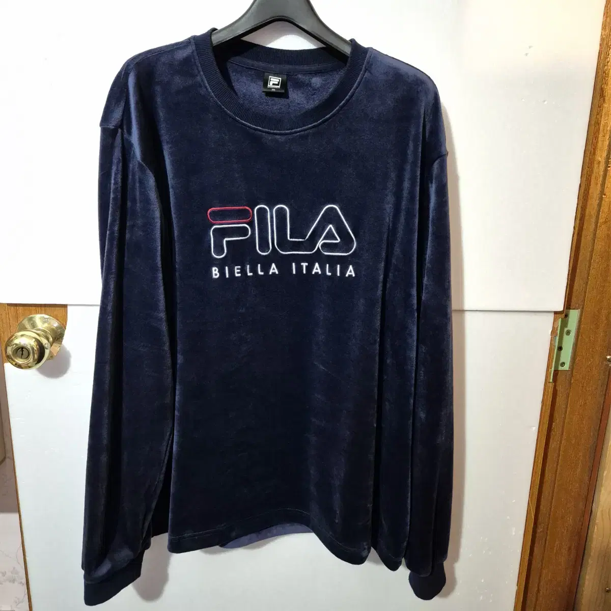 Rare wheela velvet top L 105