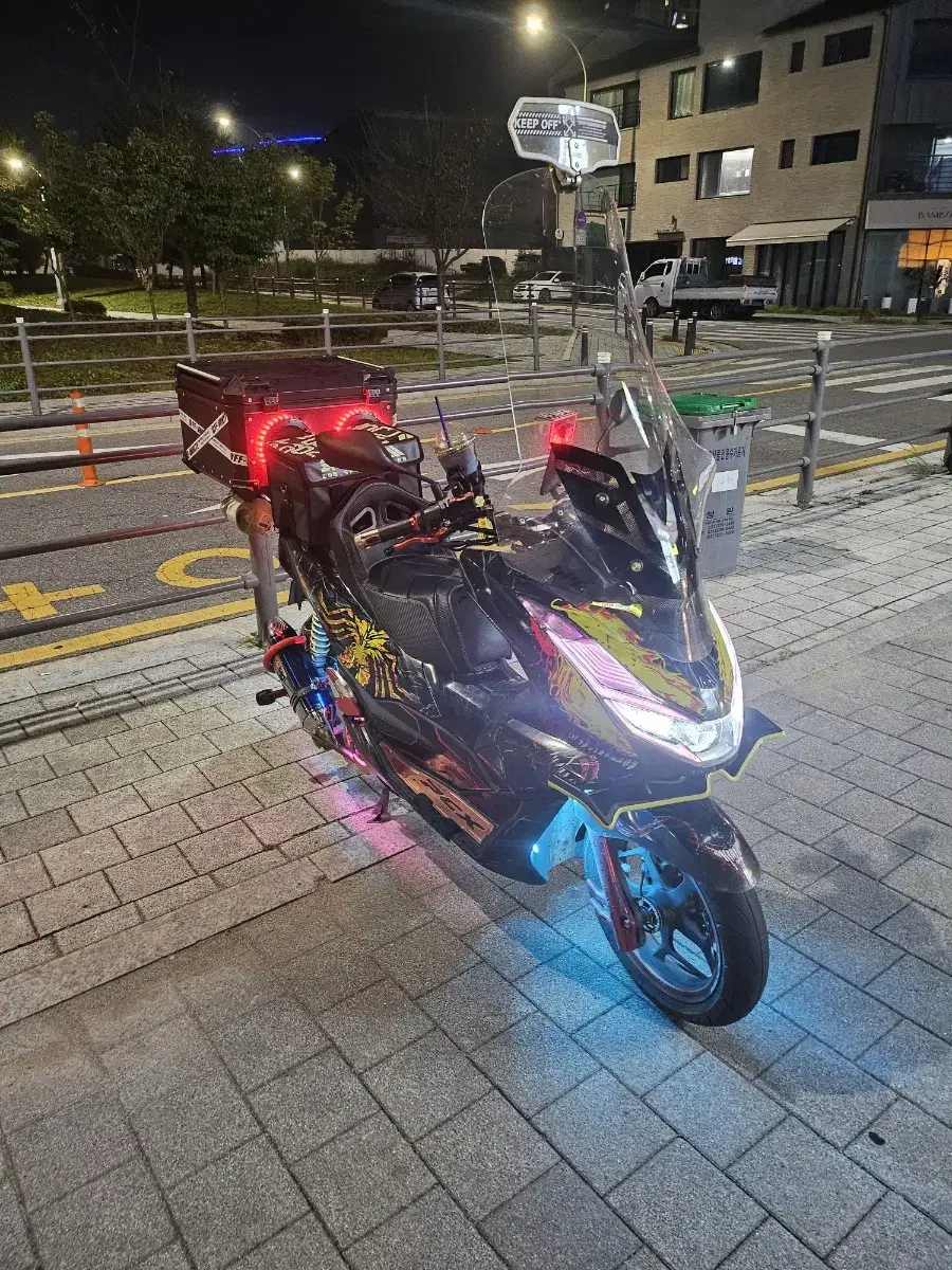 급처분)pcx125 22년식 abs 풀튜닝 구조변경