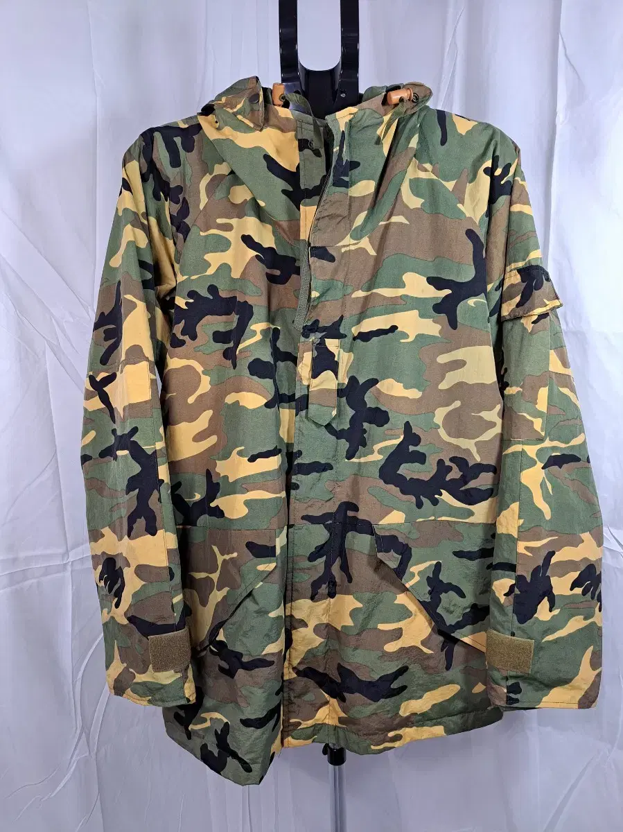 M92 ecwcs US Army Original Camouflage Skippaka YasangL-R