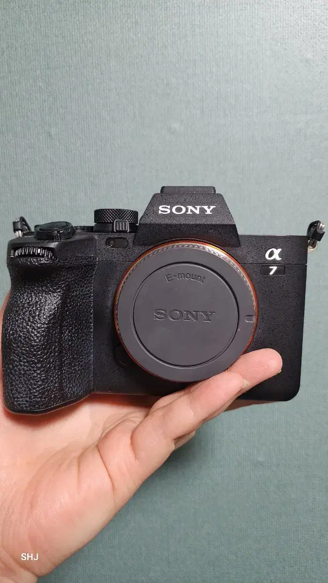 소니 SONY A7M4