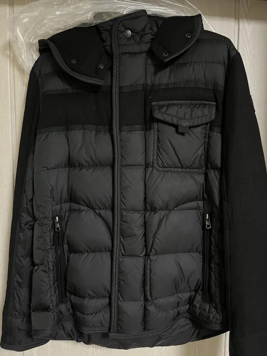 Moncler size 2 (dry)