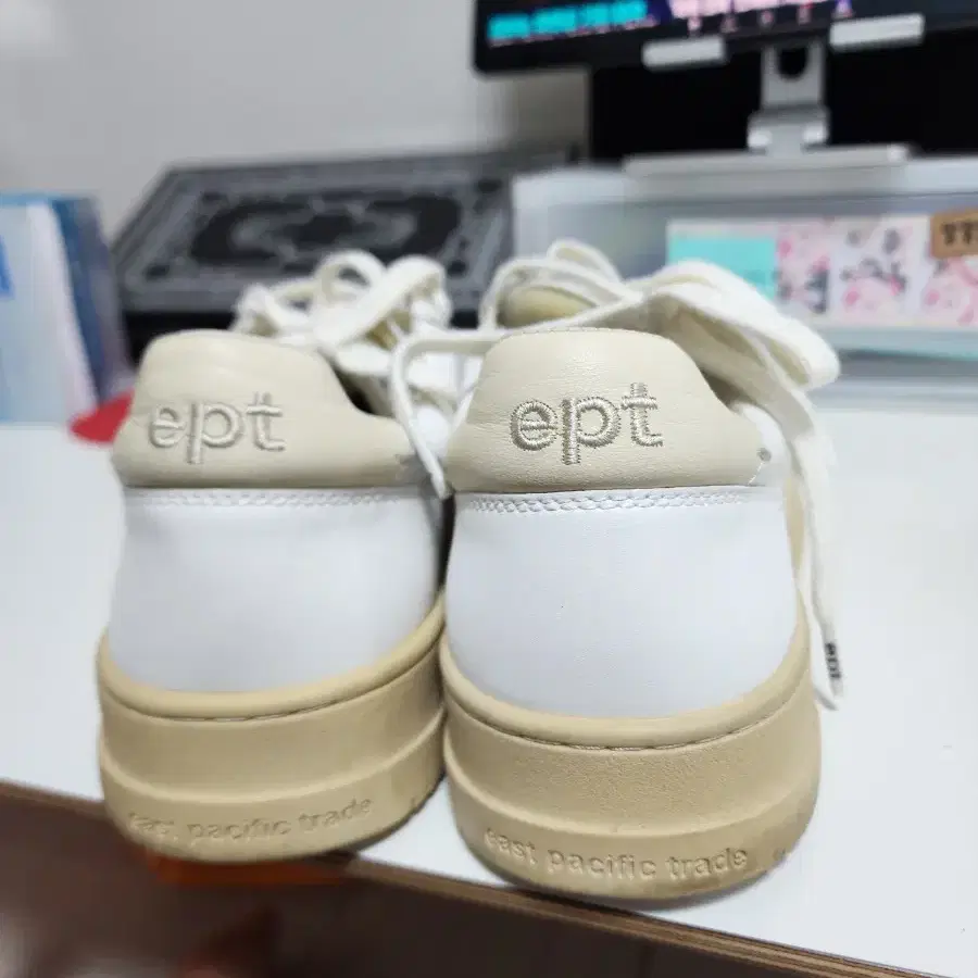 ept 이피티 COURT (OFF WHITE)