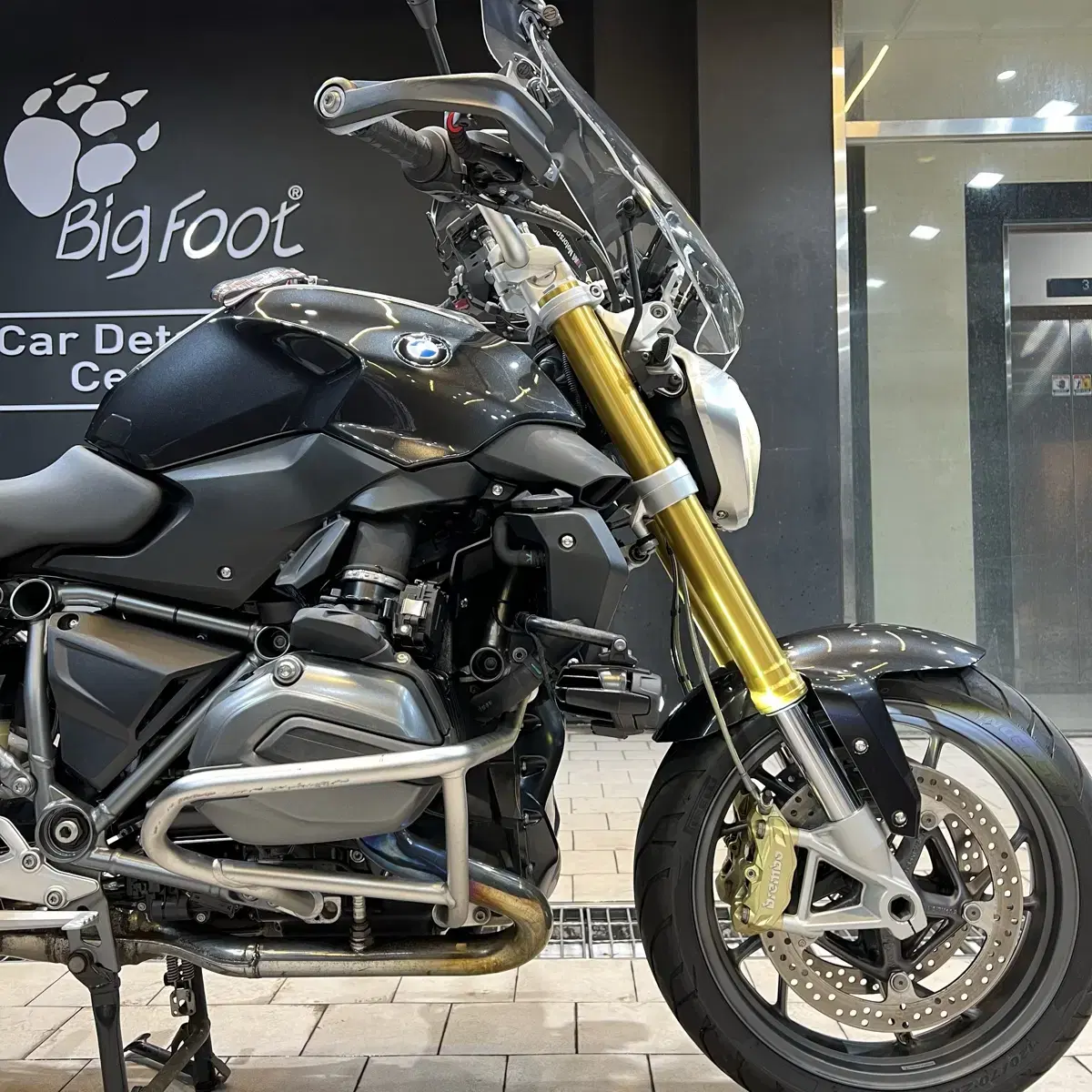 S급 BMW R1200R 아크라포빅 풀옵션[무사고/1만km/최상급]대차o